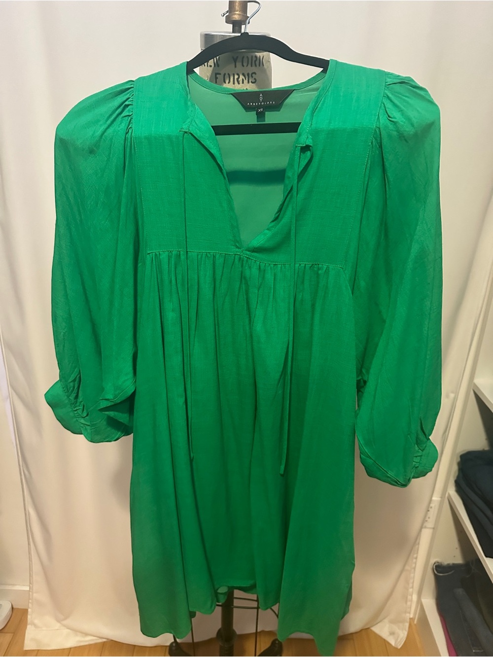 Unknown Brand Emerald Green Pleated V-Neck Mini Dress